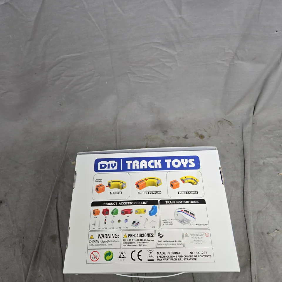 XTKM CUBE TRACK DIY TRAIN TOY SET – 81 PIECES, AGES 3+