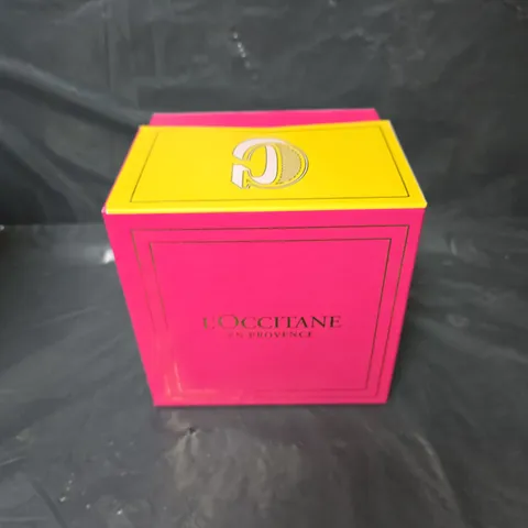 BOXED L'OCCITANE BEAUTY SET