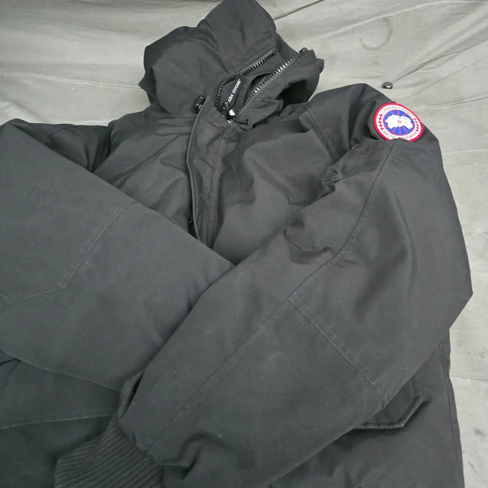CANADA GOOSE ARCTIC PROGRAM PARKA – BLACK, MEN'S SIZE LARGE (LG)