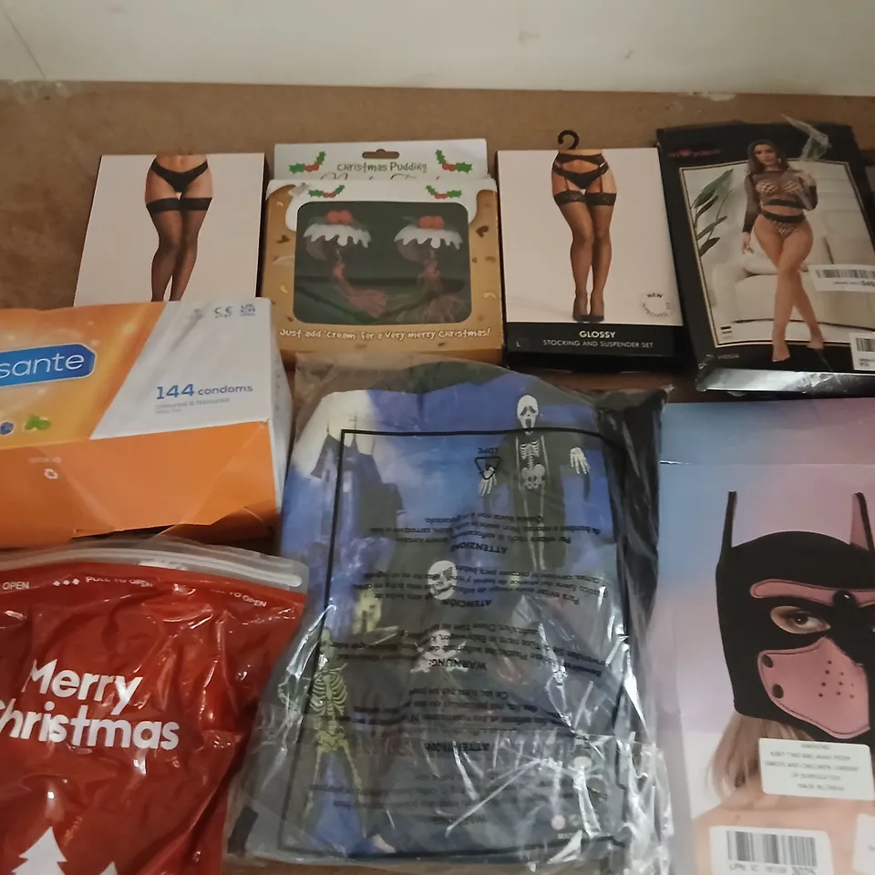 LARGE QUANTITY OF ASSORTED ADULT ACCESSORIES TO INCLUDE; ASSORTED WOMEN'S LINGERIE AND HOSIERY BUNDLE – STOCKINGS & SUSPENDER SETS (BOXED)