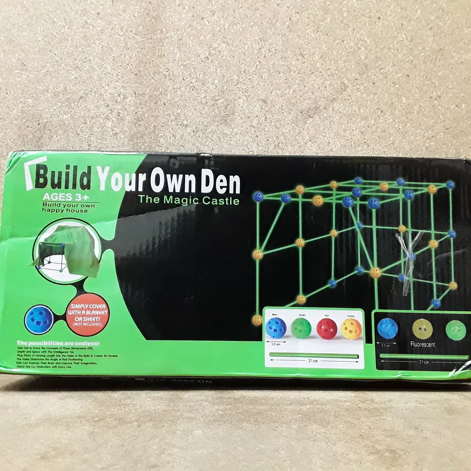 BOXED BUILD YOUR OWN DEN THE MAGIC CASTLE