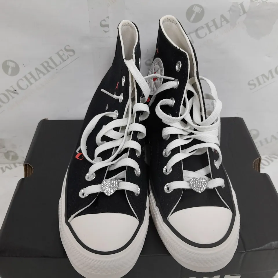 BOXED PAIR OF CONVERSE HIGHS IN BLACK WITH HEART DESIGN - UK 6.5