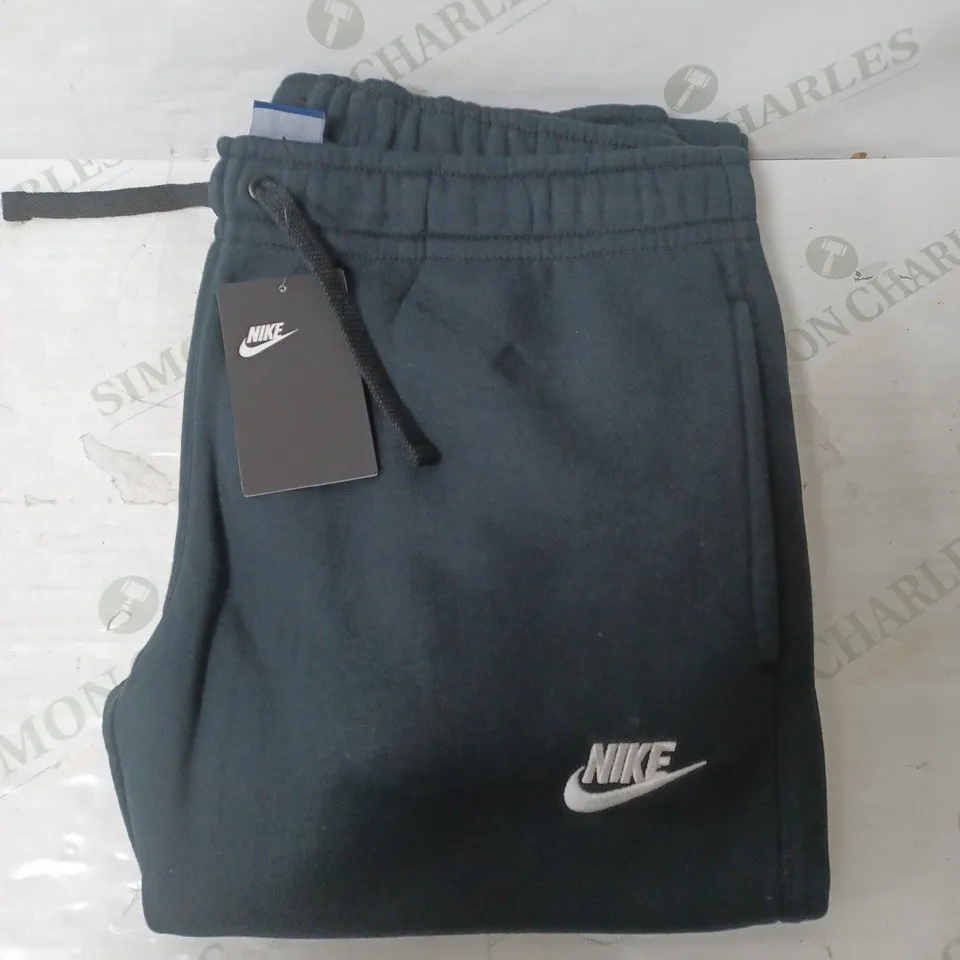NIKE BLACK TRACKSUIT PANTS - MEDIUM