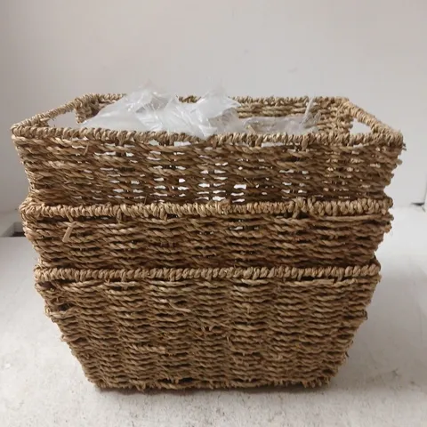 MAISON & WHITE NATURAL SEAGRASS STORAGE BASKET – SET OF 3