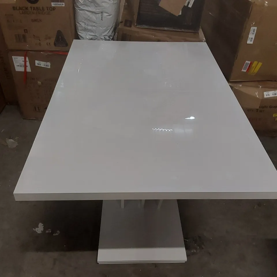 DESIGNER WOODEN EXTENDABLE DINING TABLE