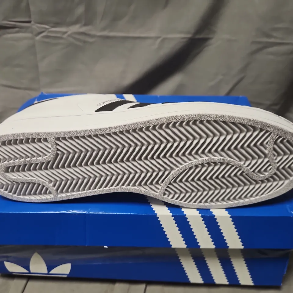 BOXED ADIDAS SUPERSTAR II WHITE LEATHER TRAINERS, UK 10