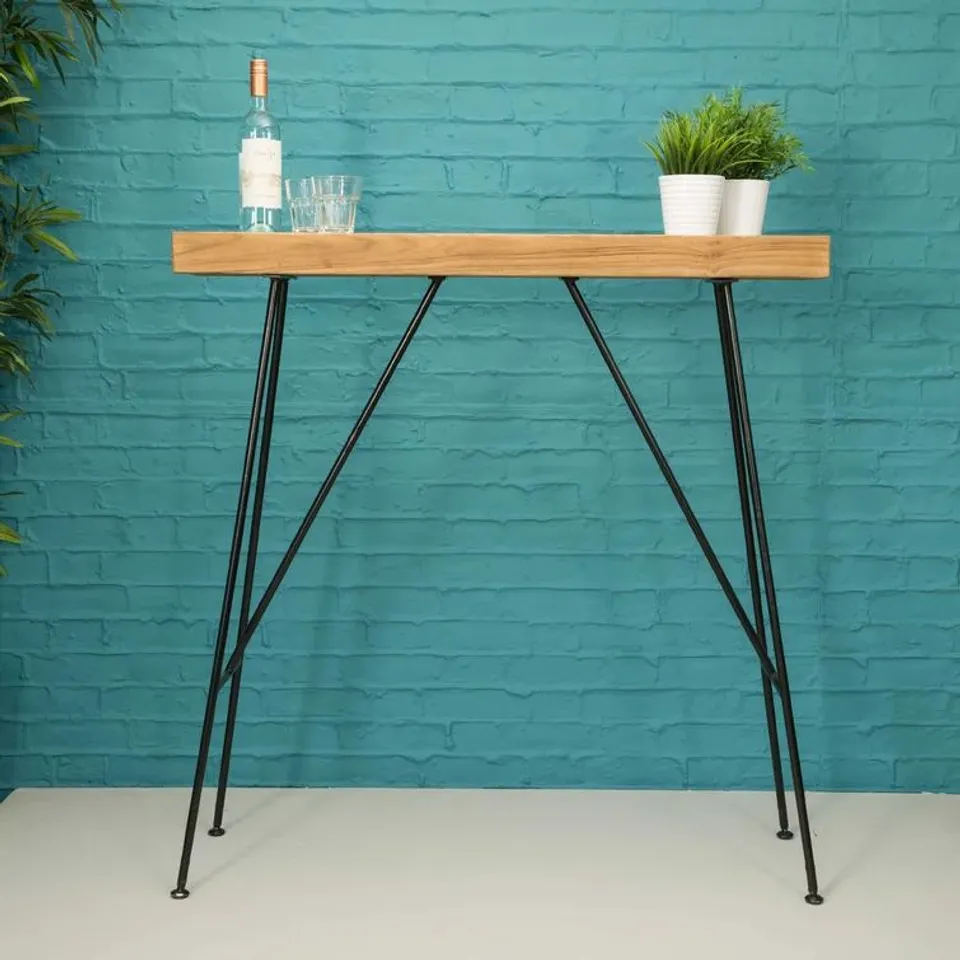 BOXED BARRINGTON SOLID WOOD DINING TABLE 