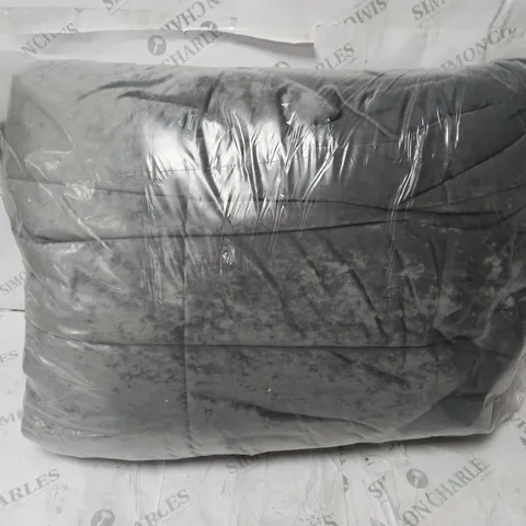 GREY FLUFFY DUVET SET