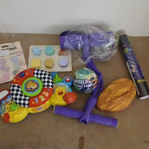 LARGE QUANTITY OF ASSORTED TOYS AND ACCESSORIES TO INCLUDE; V TECH TOOT TOOT DRIVERS, WORLD FOOTBALL STARS, GLOW BRACELETS