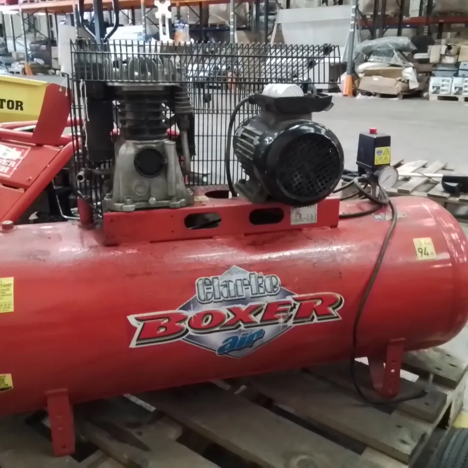 CLARKE BOXER II 14/150 O/L 14CFM 150 LITRE 3HP BELT DRIVEN AIR COMPRESSOR