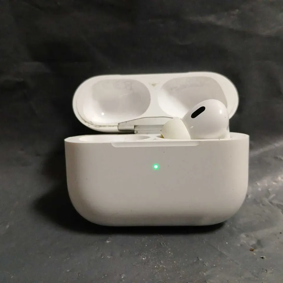 APPLE AIRPODS PRO A2968 