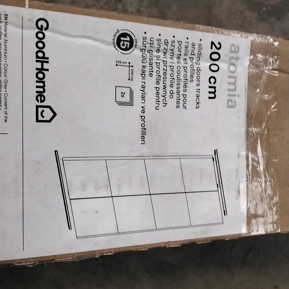 LOT OF 4 ATOMIA 200CM SLIDING DOOR TRACKS AND PROFILES