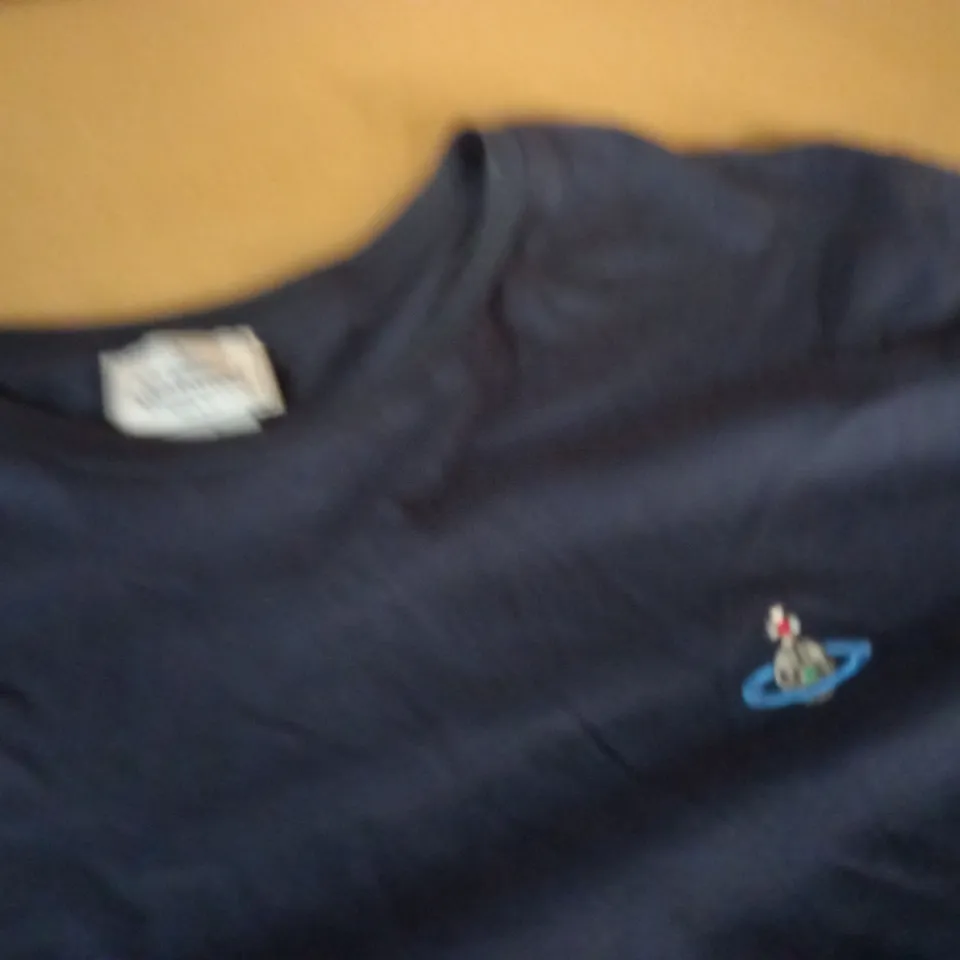 VIVIENNE WESTWOOD MAN NAVY T-SHIRT - XL