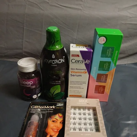 APPROXIMATELY 15 ASSORTED HEALTH & BEAUTY PRODUCTS TO INCLUDE GUMMIES CERAVE AND EYELASHES