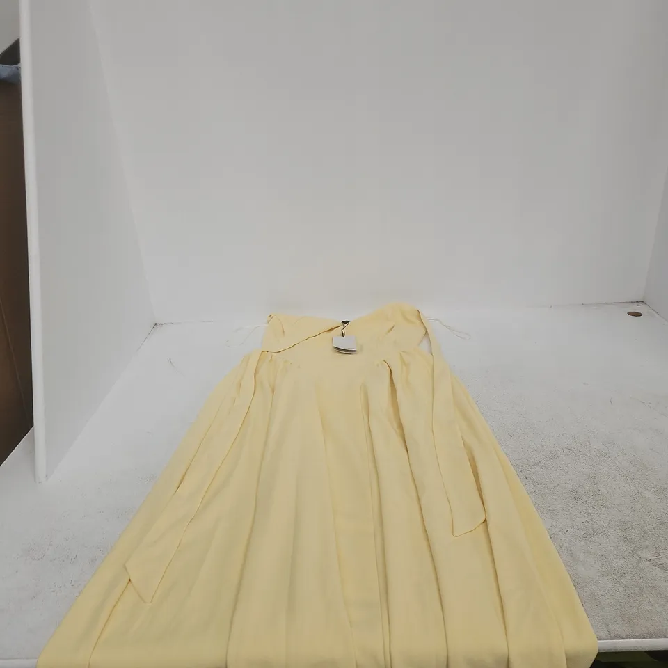 NOBODY'S CHILD BUTTER YELLOW AMIE HALTER NECK MIDI DRESS – UK 12 (EU 40, USA 8)