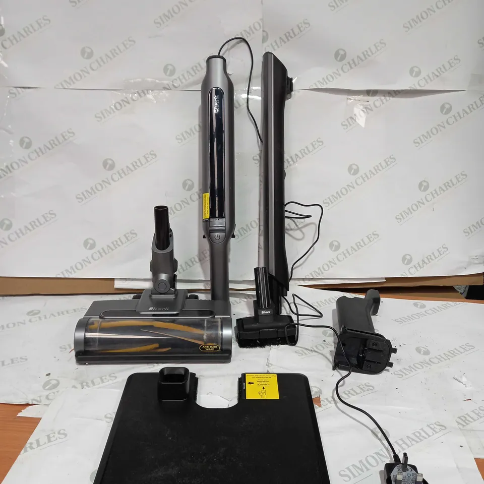 SHARK WANDVAC 2-IN-1 LIGHTWEIGHT CORDLESS HANDHELD VACUUM CLEANER WV361UK