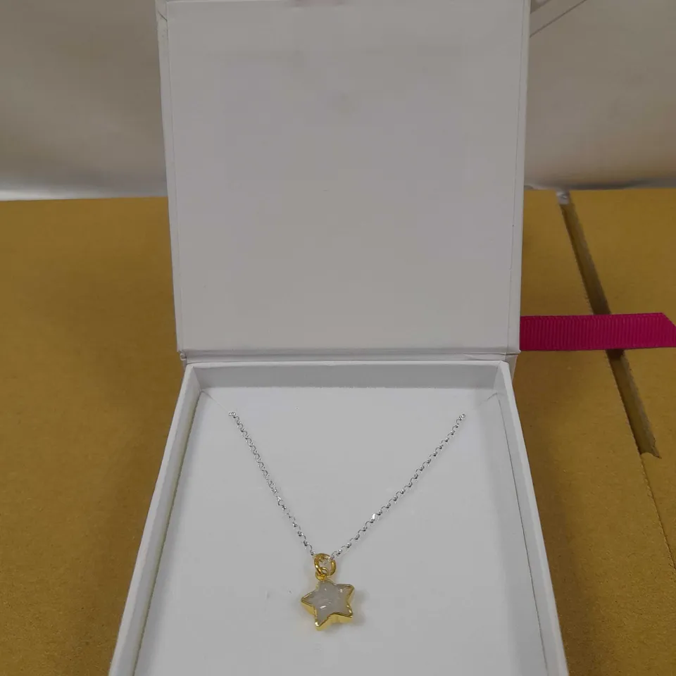 MAISIE BEE ROCKS GIRLS STAR NECKLACE 