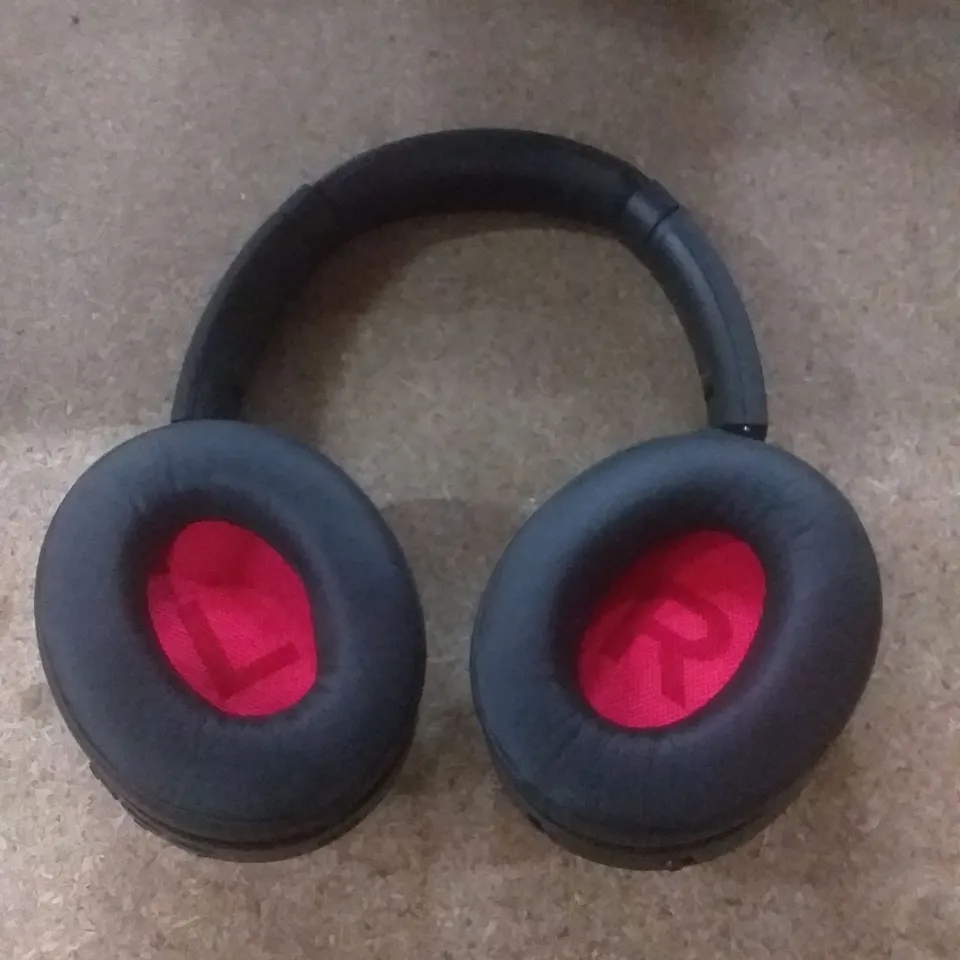 LINDY BNX-80 WIRELESS NOISE CANCELLING HEADPHONES