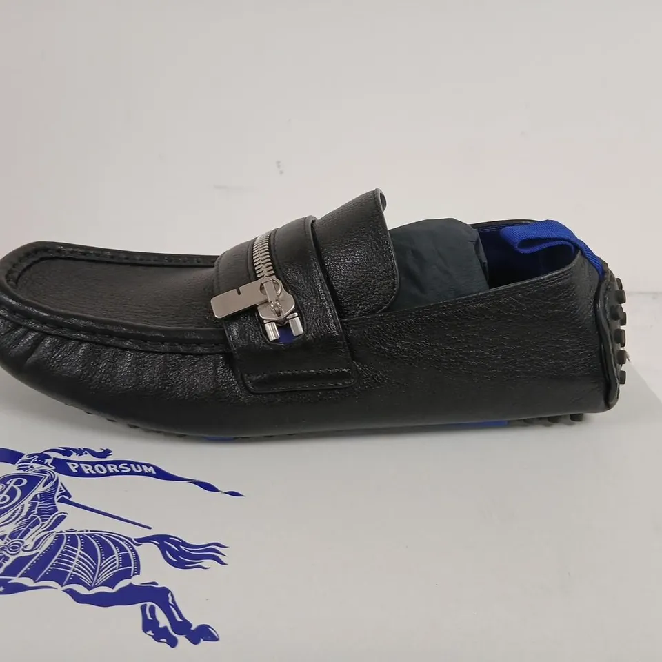 BURBERRY LEATHER LOAFERS – BLACK, UK 8 (EU 42) WITH ZIP DETAIL