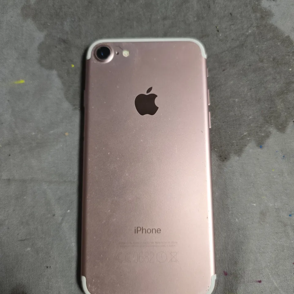 APPLE IPHONE 7 – ROSE GOLD