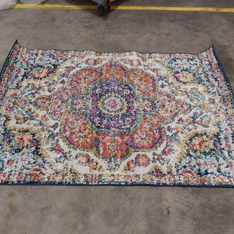 NEEL CENTERVIEW POWER LOOM FUCHSIA RUG // 120 X 170CM
