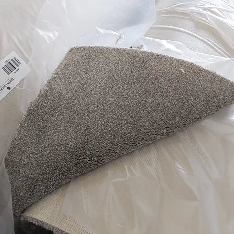 ROLL OF QUALITY EC HEARTLAND PINVIN CARPET // SIZE: APPROXIMATELY 5 X 6.5m
