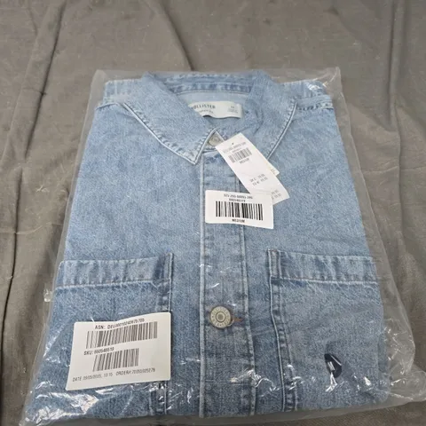 HOLLISTER DENIM JACKET SIZE M