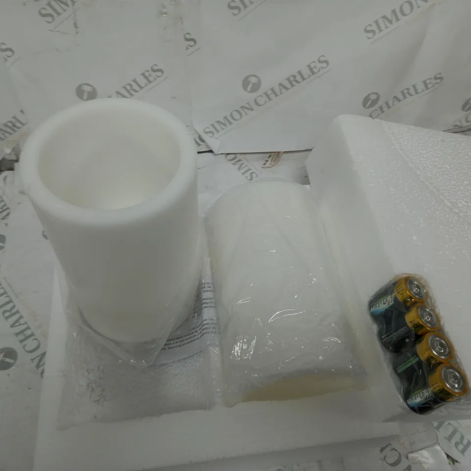 PAIR OF PRE-LIT PILLAR CANDLES