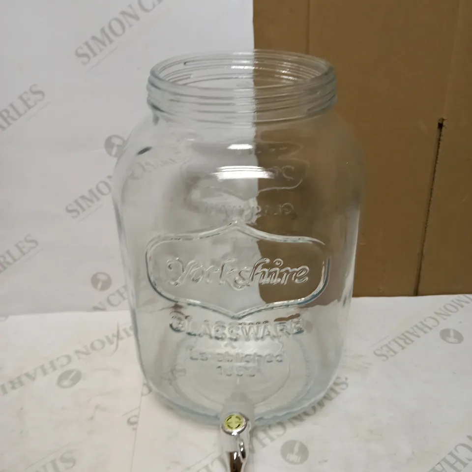 KITCHENCRAFT HOME MADE GLASS DRINKS DISPENSER JAR WITH WATER INFUSER, 7.5 LITRES-TRANSPARENT