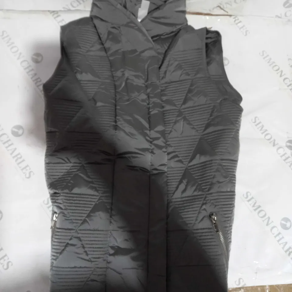 MARLAWYNNE DIAMOND QUILTED GILET SIZE M