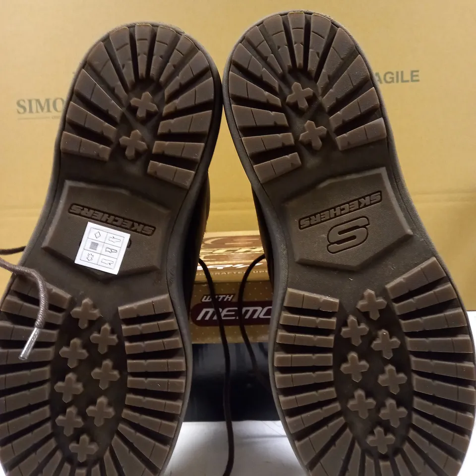 SKECHERS LEATHER BOOTS CHOCOLATE SIZE 10