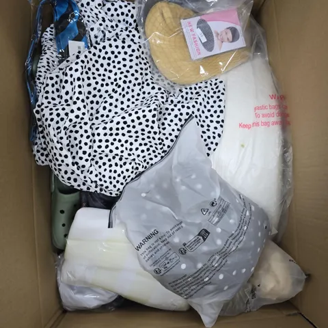 APPROXIMATELY 15 ASSORTED HOUSEHOLD PRODUCTS TO INCLUDE CLOTHING, TEA TOWELS, HOME DECOR ETC