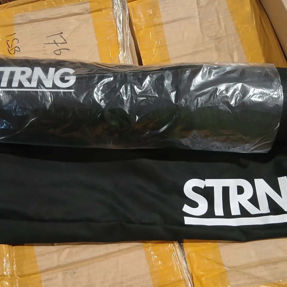 APPROXIMATELY 24 STRNG BARBELL PADS