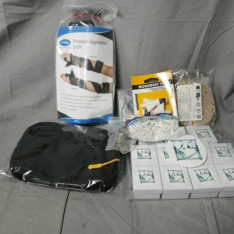 APPROXIMATELY 12 ASSORTED HOUSEHOLD ITEMS TO INCLUDE CURTAIN HOOKS, SPLINT, PRESSURE TEST PLUGS, ETC
