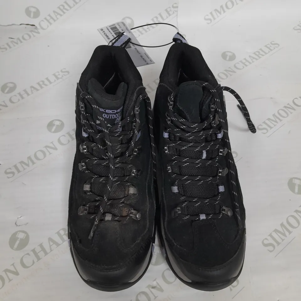 SKECHERS TREGO ALPINE TRAIL WATERPROOF BOOTS IN BLACK SIZE 5.5