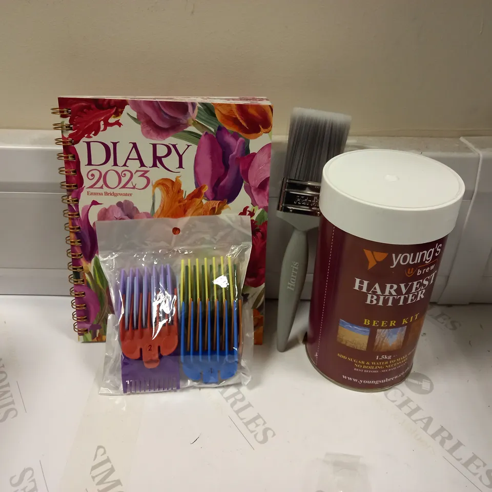 LOT OF APPROX 20 HOUSEHOLD ITEMS TO INCLUDE BEER KIT, HAIR CLIPPERS AND 2023 DIARY