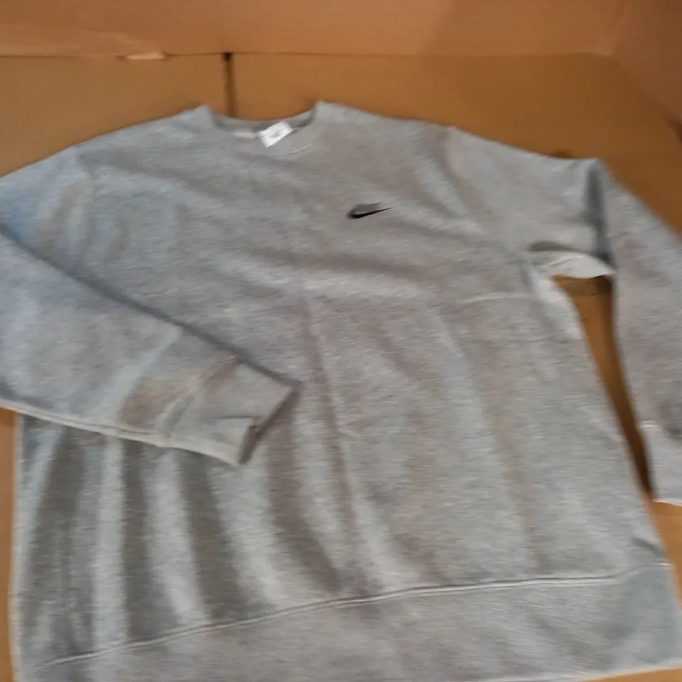 NIKE GREY CREW JUMPER - M