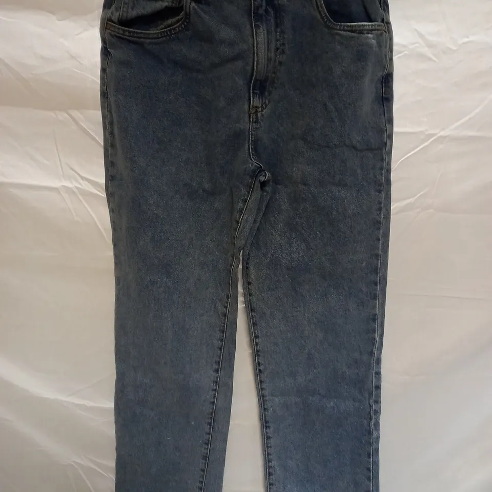 BOX OF APPROX 12 BRAND NEW COTTON:ON ORIGINAL STRAIGHT JEANS - JETTY BLUE SIZE AUS 6