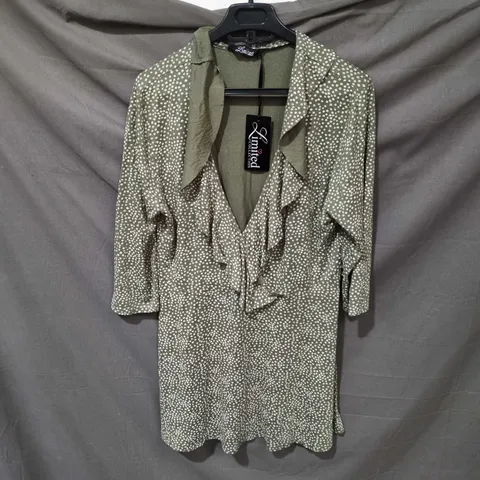 LIMITED COLLECTION OLIVE GREEN DRESS WITH WHITE DOT PRINT β UK 16