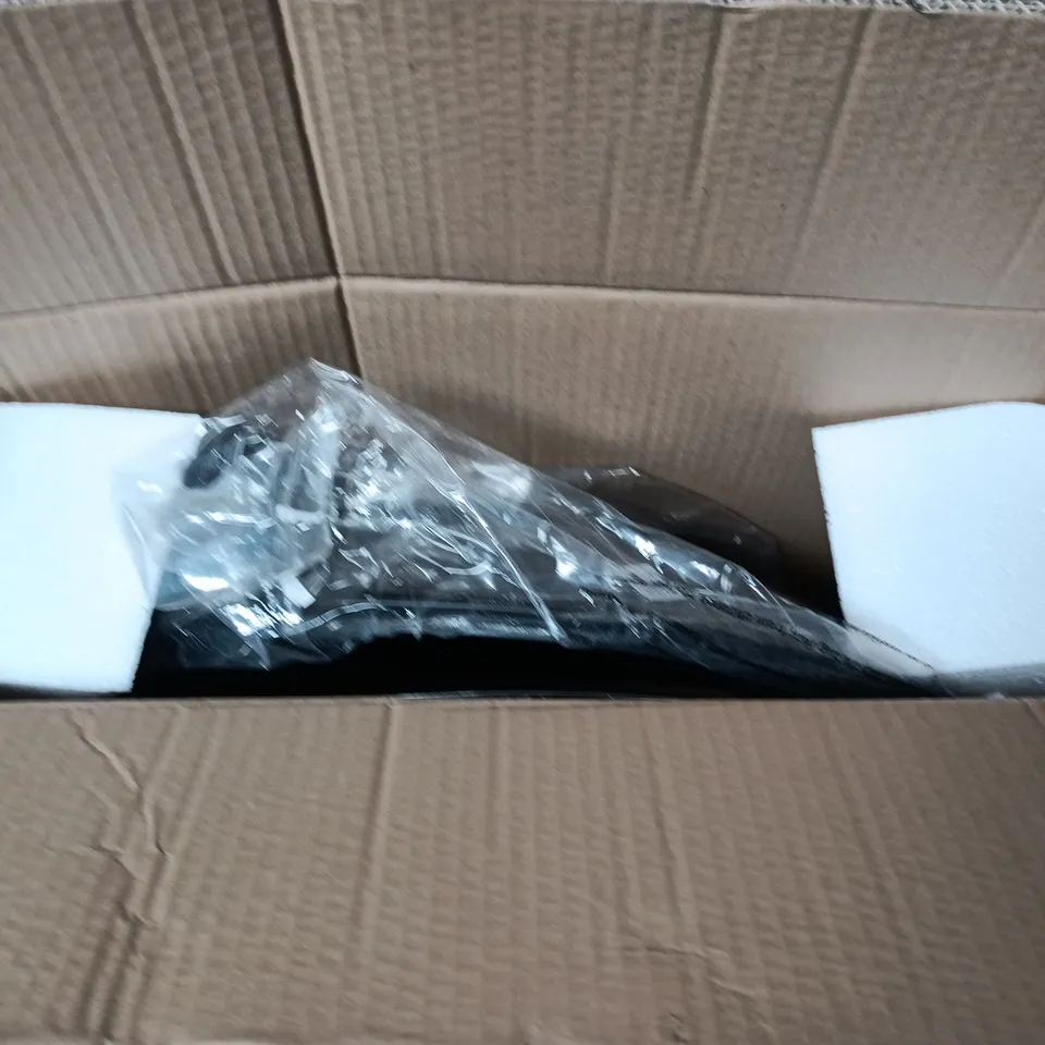 BOXED ZEKO 4-LEG ROUND BBQ GRILL PIT