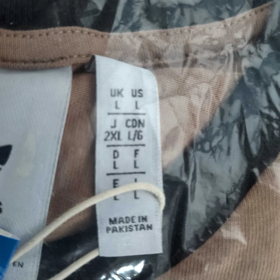 ADIDAS TAN T-SHIRT WITH TREFOIL LOGO – UK L (US L)