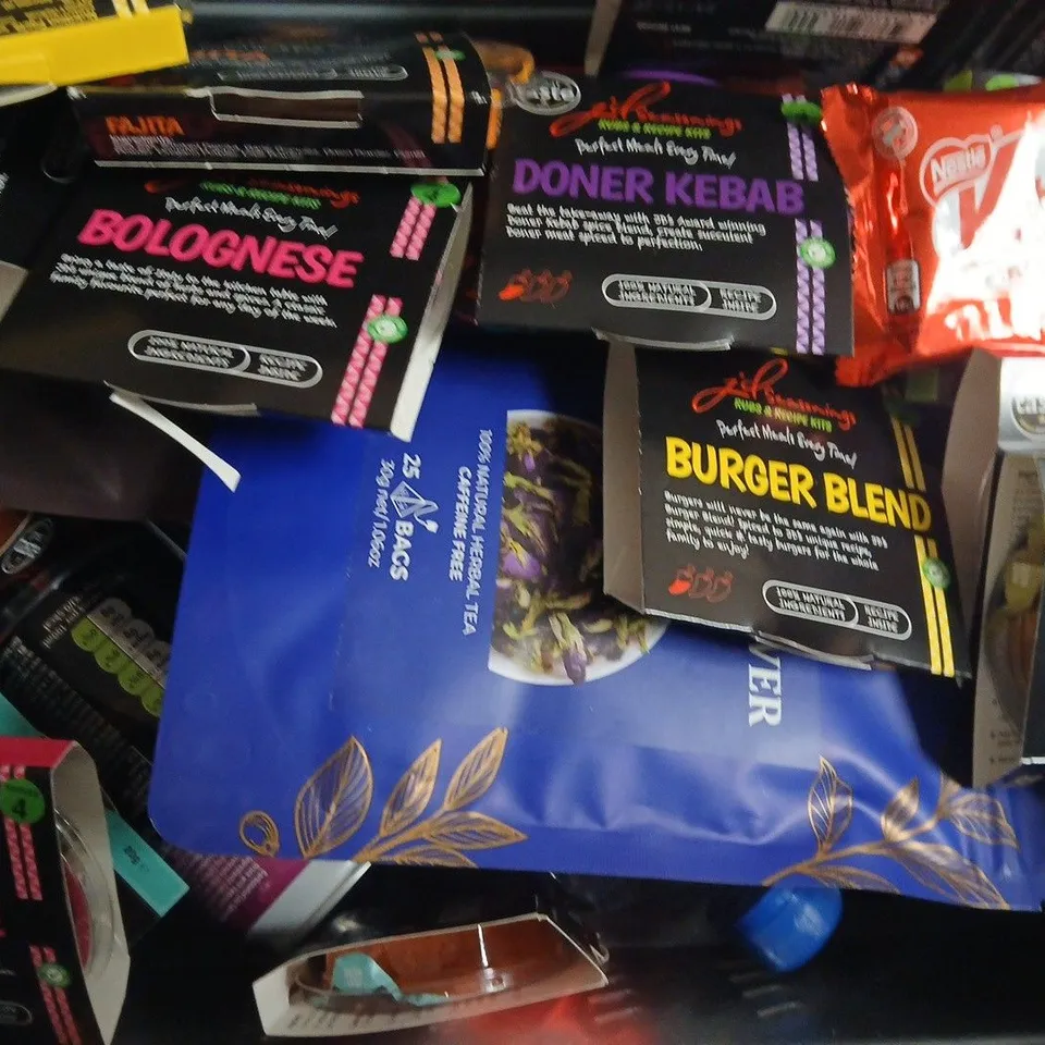 APPROXIMATELY 10 ASSORTED FOOD AND DRINK ITEMS TO INCLUDE PEPSI, COCA-COLA, TRIP, ETC