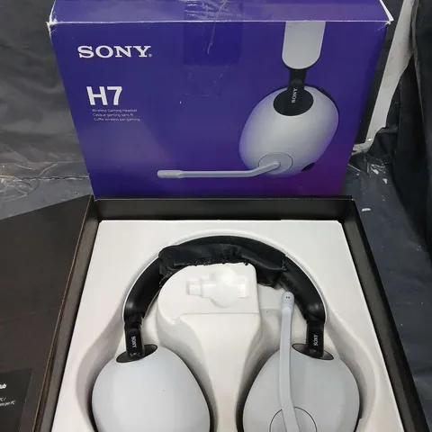 BOXED SONY H7 WIRELESS HEAD SET