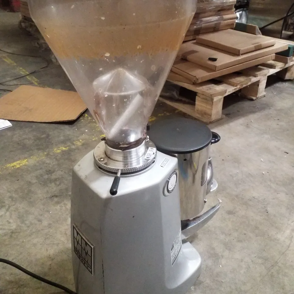 MAZZER LUIGI COMMERCIAL COFFEE GRINDER