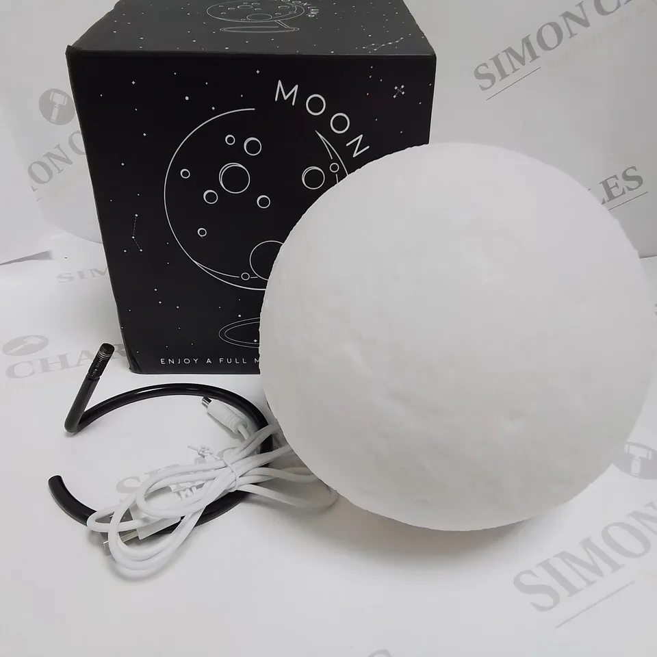 MOON TOUCH LAMP 15CM RRP £20.99