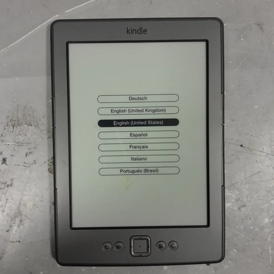 AMAZON KINDLE 4TH GEN E-READER	