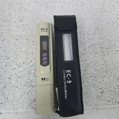 HM DIGITAL EC-3 CONDUCTIVITY METER (EC/TEMP) – HANDHELD WITH PROTECTIVE CASE