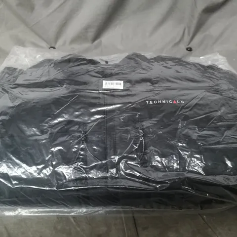 BAGGED TECHNICALS JACKET - SIZE M