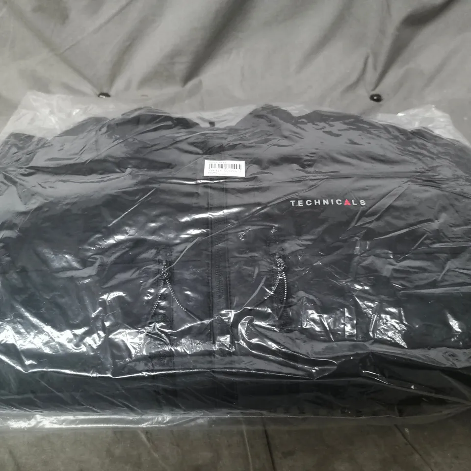 BAGGED TECHNICALS JACKET - SIZE M