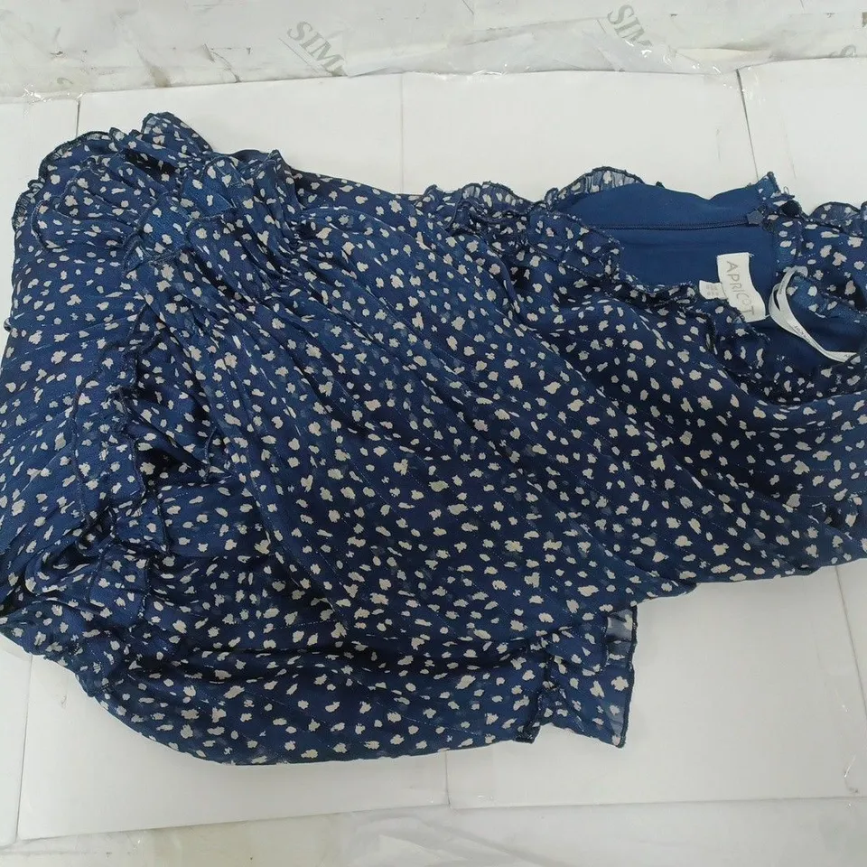 APRICOT V NECK LONG SLEEVE MIDI DRESS IN BLUE SPOT PRINT SIZE 